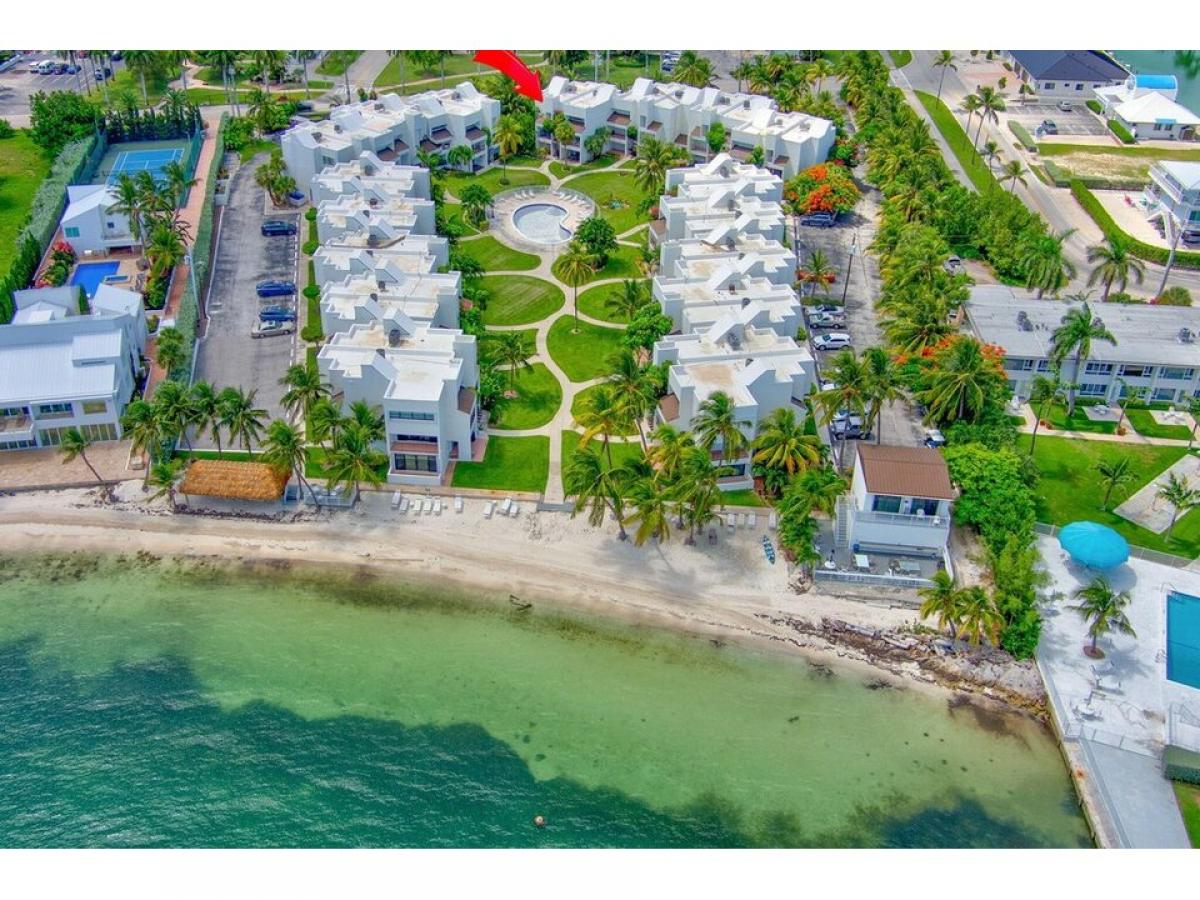 Picture of Home For Sale in Key Colony, Florida, United States