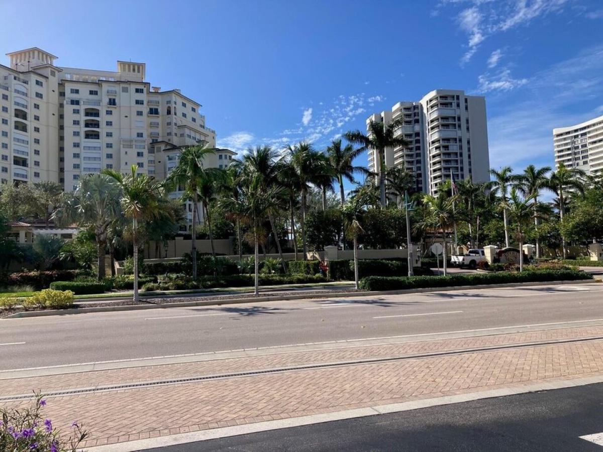 Picture of Home For Sale in Marco Island, Florida, United States