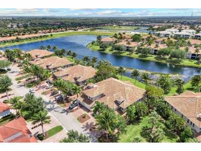 Home For Sale in Naples, Florida