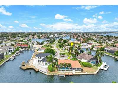 Home For Sale in Marco Island, Florida