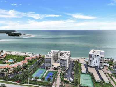 Home For Sale in Marco Island, Florida