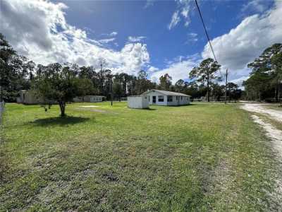 Home For Sale in Astor, Florida