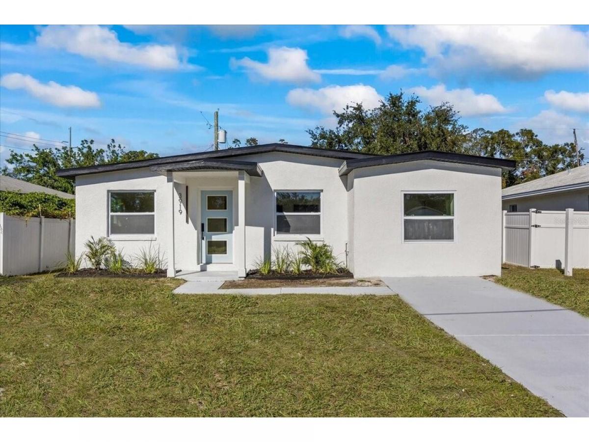 Picture of Home For Sale in Tampa, Florida, United States