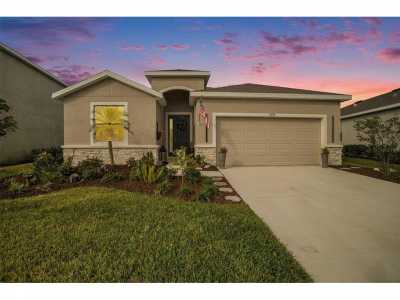 Home For Sale in Bradenton, Florida