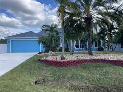 Home For Sale in North Port, Florida