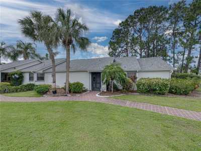 Home For Sale in Sun City Center, Florida