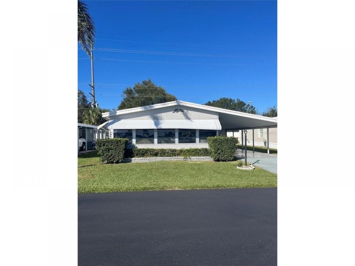 Picture of Home For Sale in Winter Haven, Florida, United States