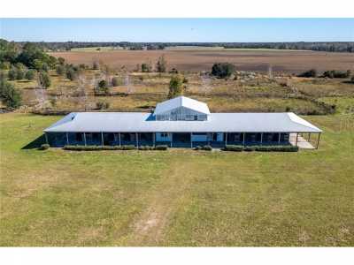 Home For Sale in Alachua, Florida