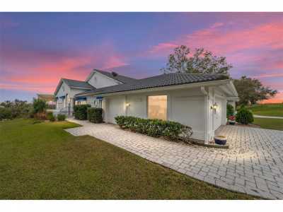 Home For Sale in Lady Lake, Florida