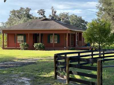 Home For Sale in Reddick, Florida