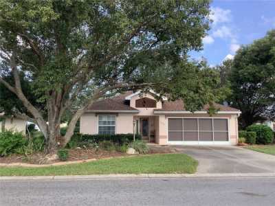 Home For Sale in Summerfield, Florida