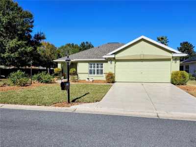 Home For Sale in Summerfield, Florida