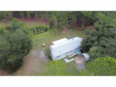 Home For Sale in Citra, Florida