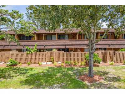 Home For Sale in Titusville, Florida