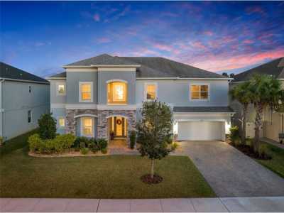 Home For Sale in Oviedo, Florida