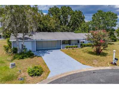 Home For Sale in Summerfield, Florida