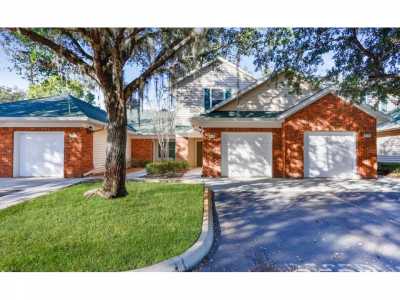 Home For Sale in Newberry, Florida