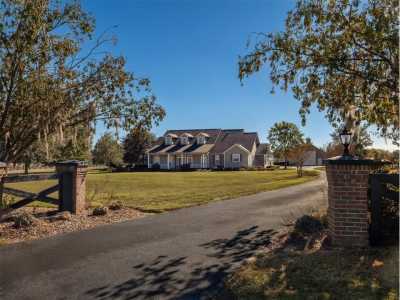 Home For Sale in Alachua, Florida