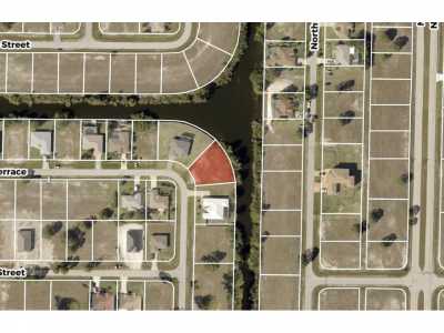 Residential Land For Sale in Cape Coral, Florida