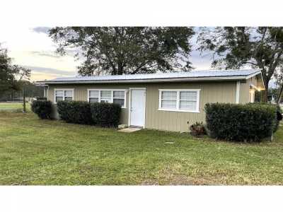 Home For Rent in Hawthorne, Florida