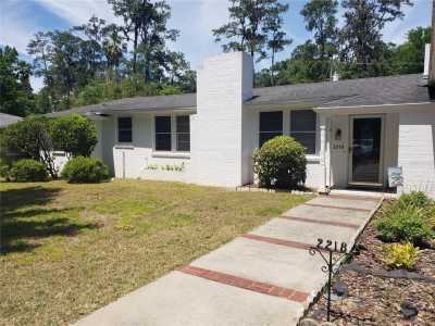 Home For Sale in Gainesville, Florida