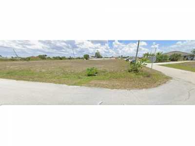 Residential Land For Sale in Cape Coral, Florida