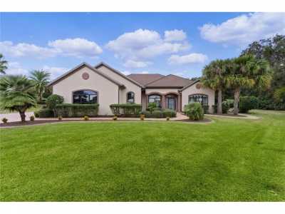 Home For Sale in Summerfield, Florida