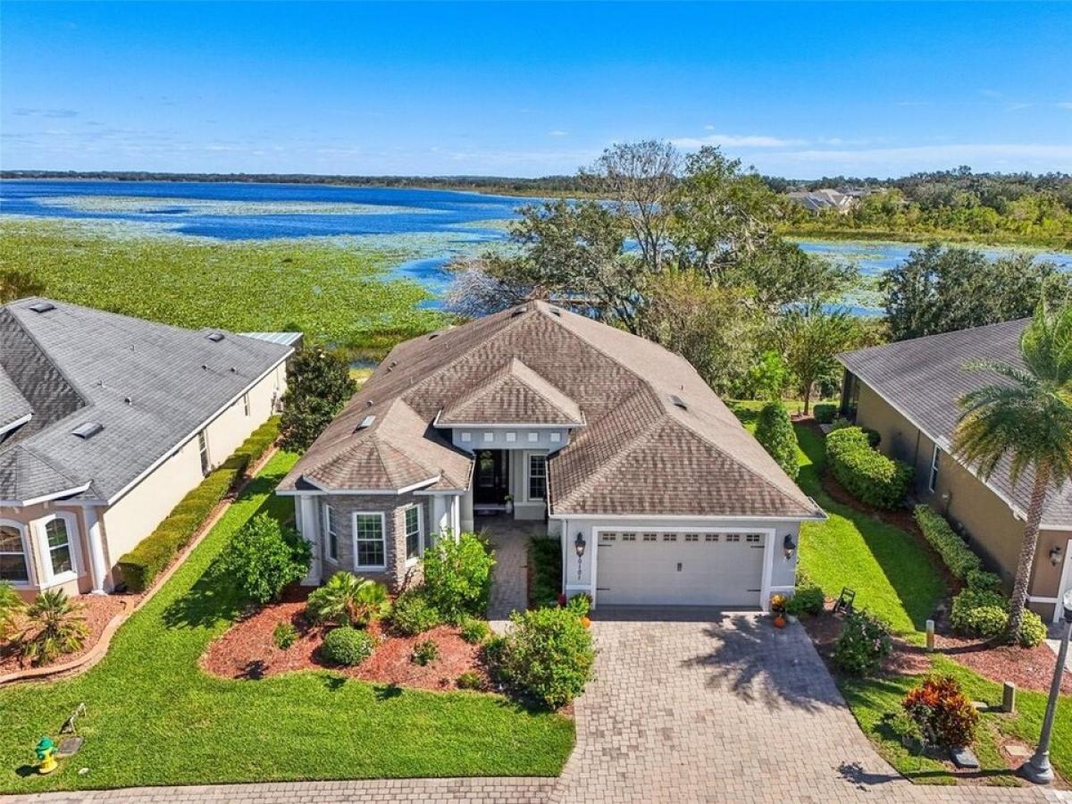 Picture of Home For Sale in Oxford, Florida, United States