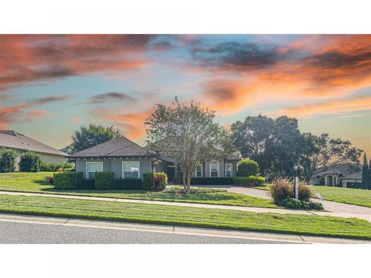 Picture of Home For Sale in Lady Lake, Florida, United States