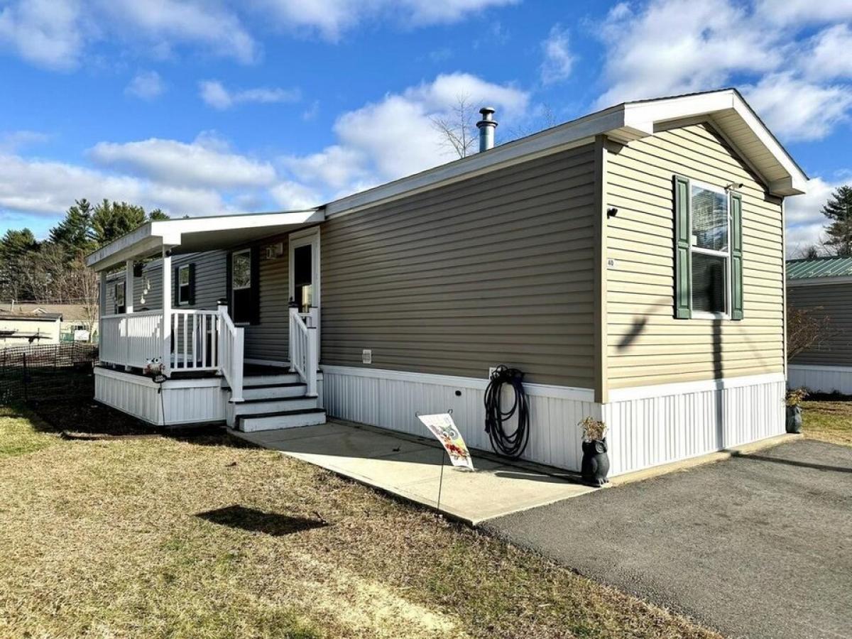 Picture of Home For Sale in Keene, New Hampshire, United States