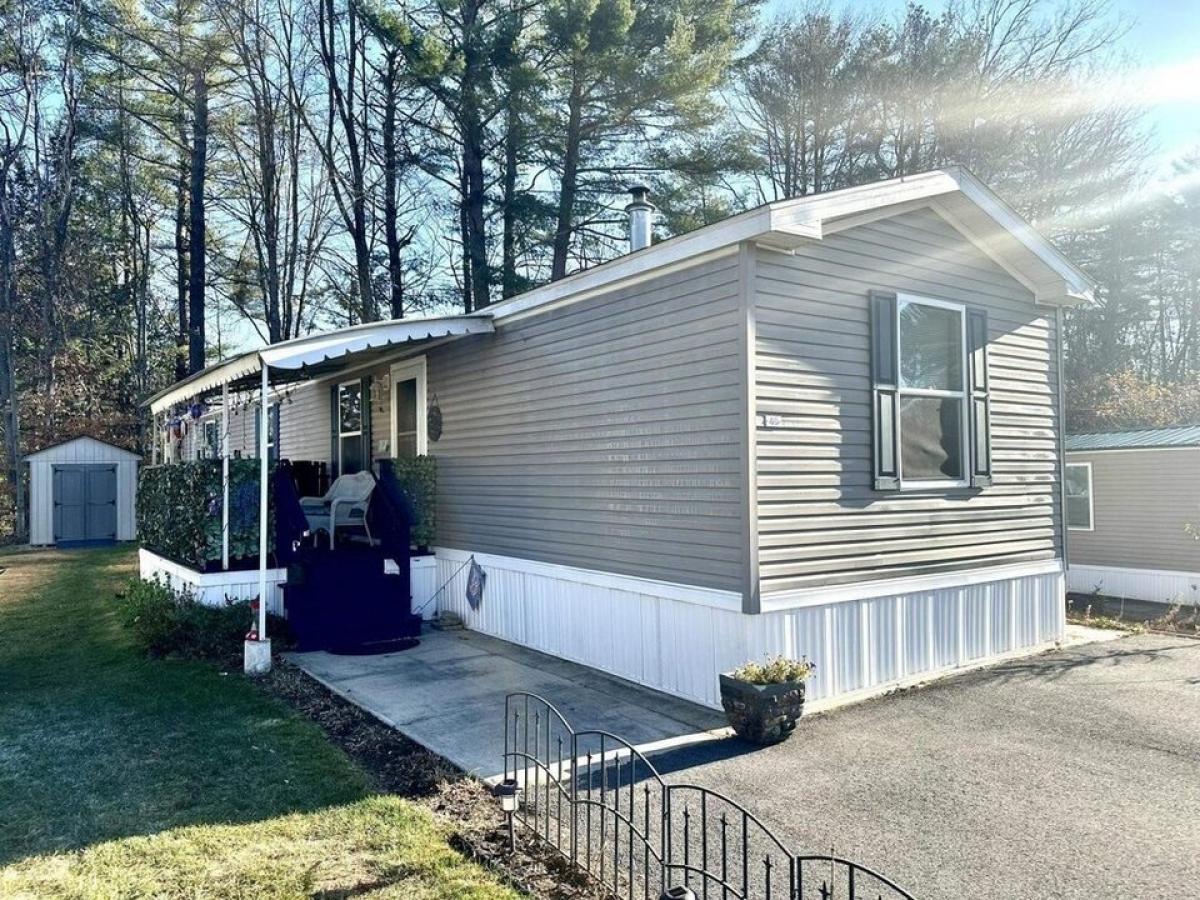 Picture of Home For Sale in Keene, New Hampshire, United States