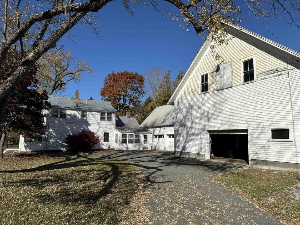 Picture of Home For Sale in Lebanon, New Hampshire, United States