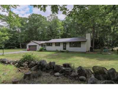 Home For Sale in Goffstown, New Hampshire