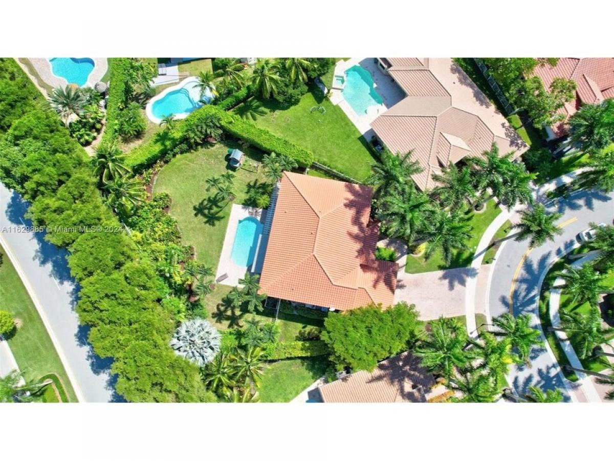 Picture of Home For Sale in Weston, Florida, United States