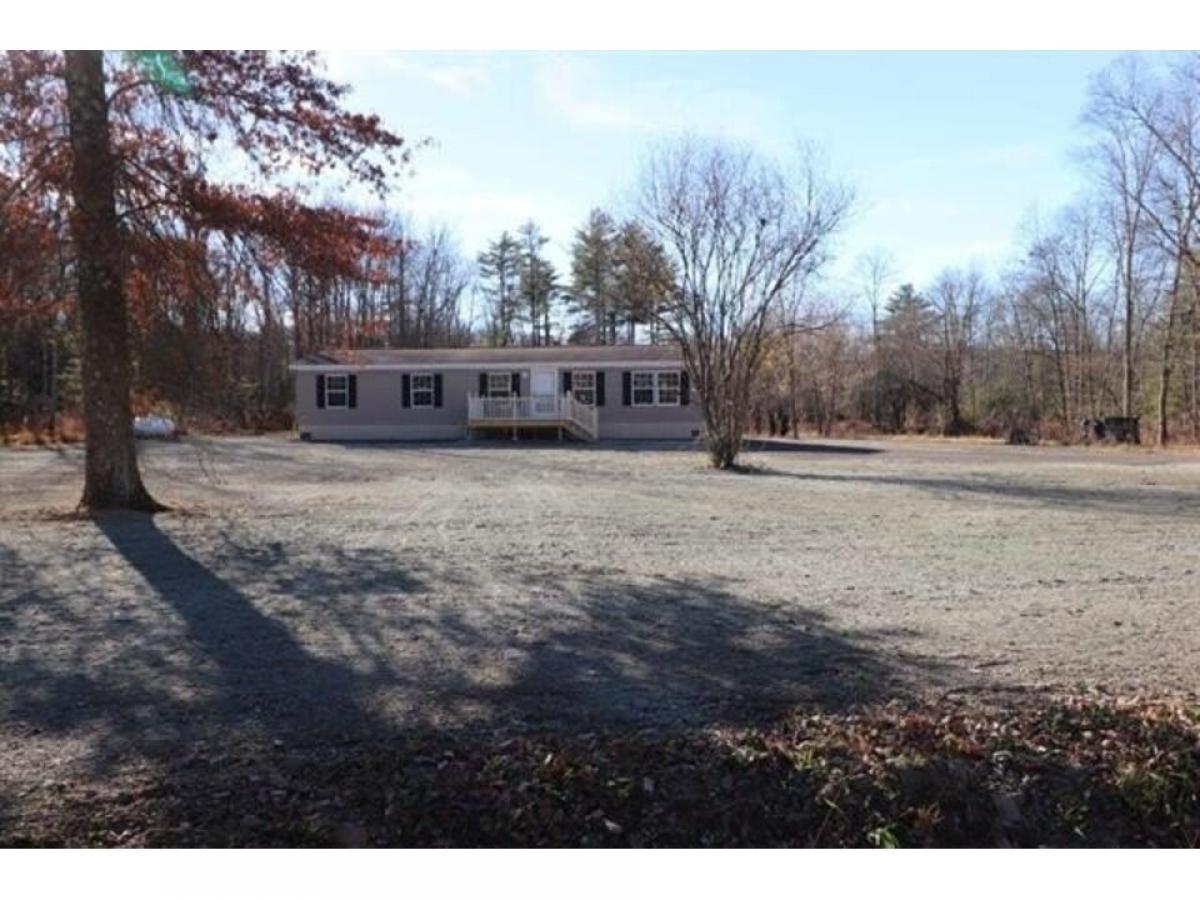 Picture of Home For Sale in East Penn, Pennsylvania, United States