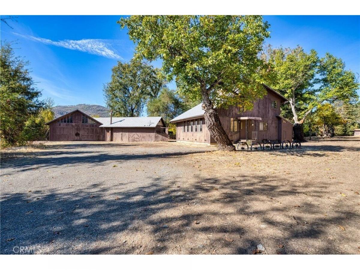 Picture of Home For Sale in Upper Lake, California, United States