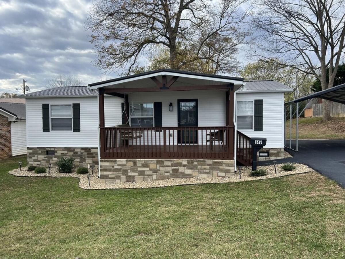 Picture of Home For Sale in Newport, Tennessee, United States