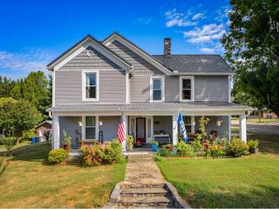 Home For Sale in Morristown, Tennessee