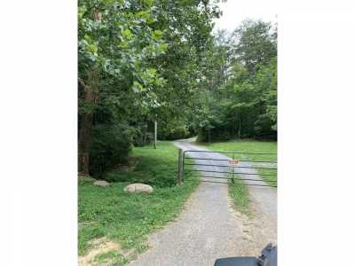 Residential Land For Sale in Kodak, Tennessee