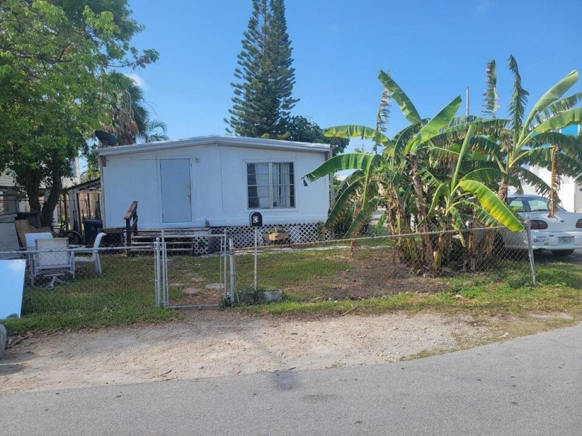 Picture of Home For Sale in Stock Island, Florida, United States