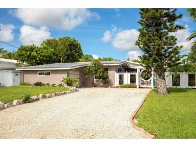 Home For Sale in Big Pine Key, Florida