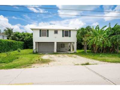 Home For Sale in Sugarloaf Key, Florida