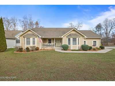 Home For Sale in Fairfield Glade, Tennessee