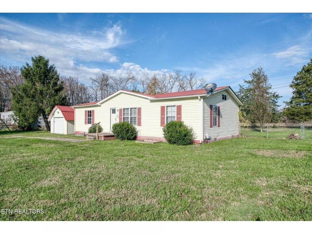 Picture of Home For Sale in Mcminnville, Tennessee, United States