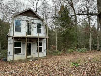 Home For Sale in Jamestown, Tennessee