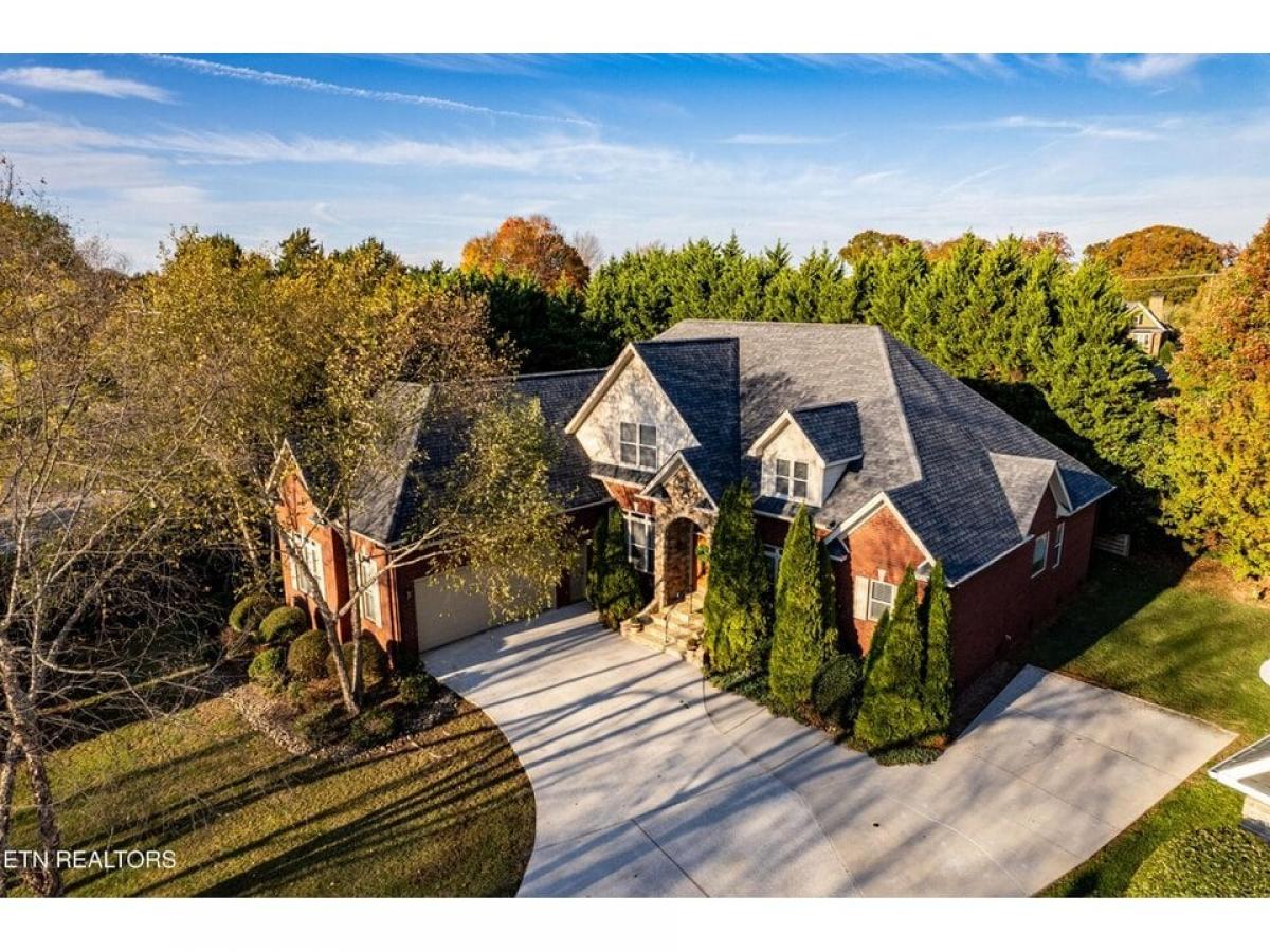 Picture of Home For Sale in Maryville, Tennessee, United States