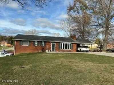 Home For Sale in Knoxville, Tennessee