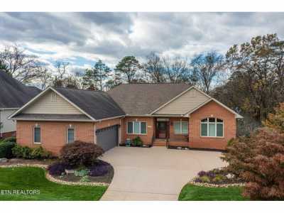 Home For Sale in Loudon, Tennessee