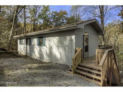 Home For Sale in Pigeon Forge, Tennessee