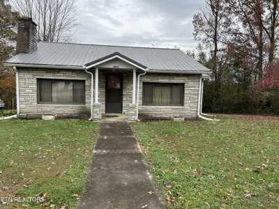 Home For Sale in Loudon, Tennessee